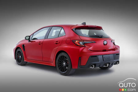 Toyota Corolla Core 2023, trois quarts arrière